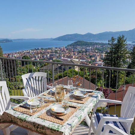 Panoramic'S Loft Tramonto Apartment Verbania Luaran gambar