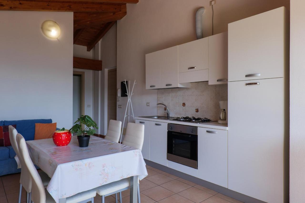 Panoramic'S Loft Tramonto Apartment Verbania Luaran gambar